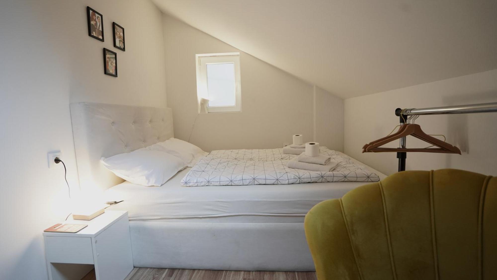 Hideaway Rooms & Apartments SJJ Eksteriør bilde