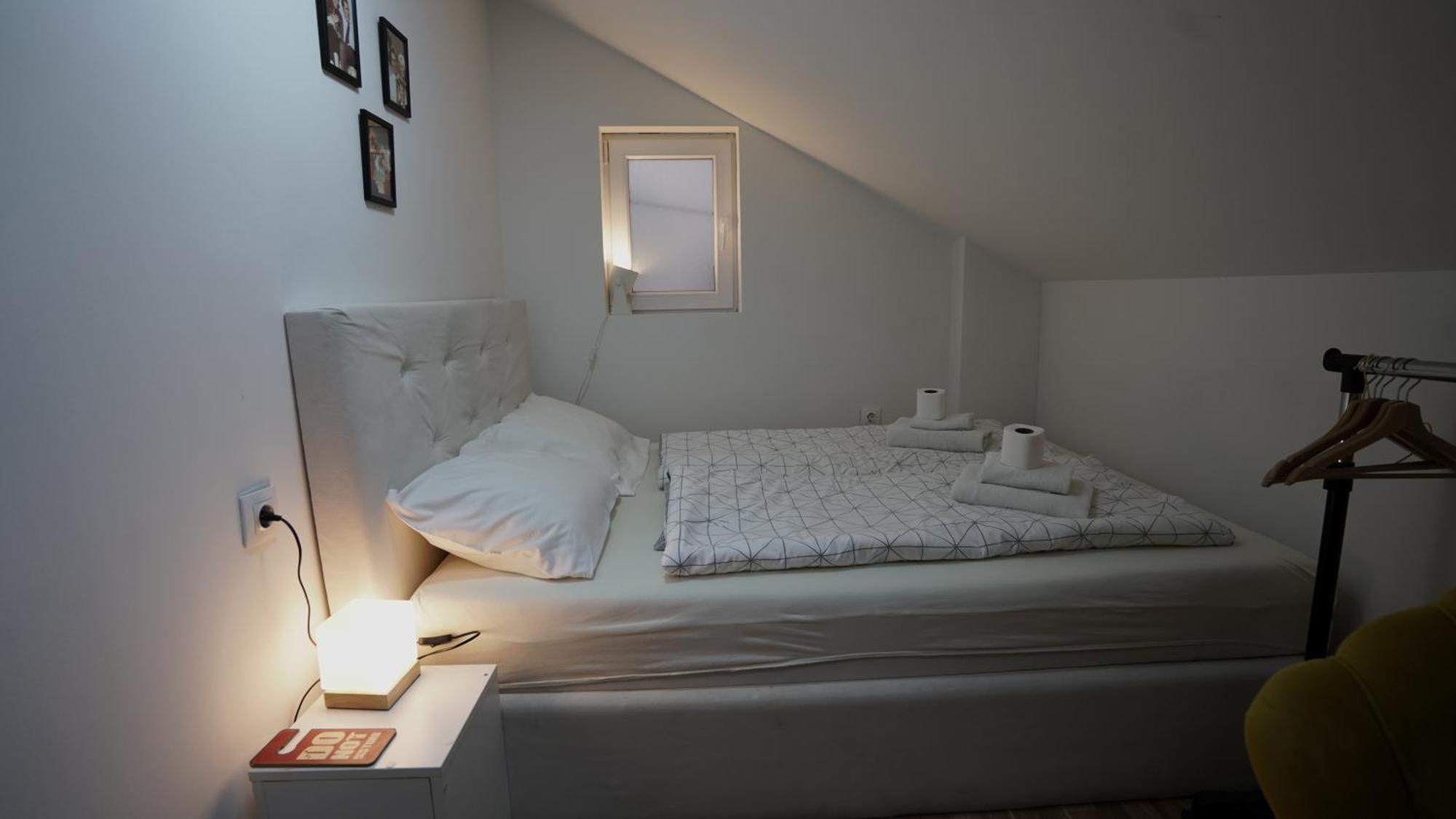 Hideaway Rooms & Apartments SJJ Eksteriør bilde